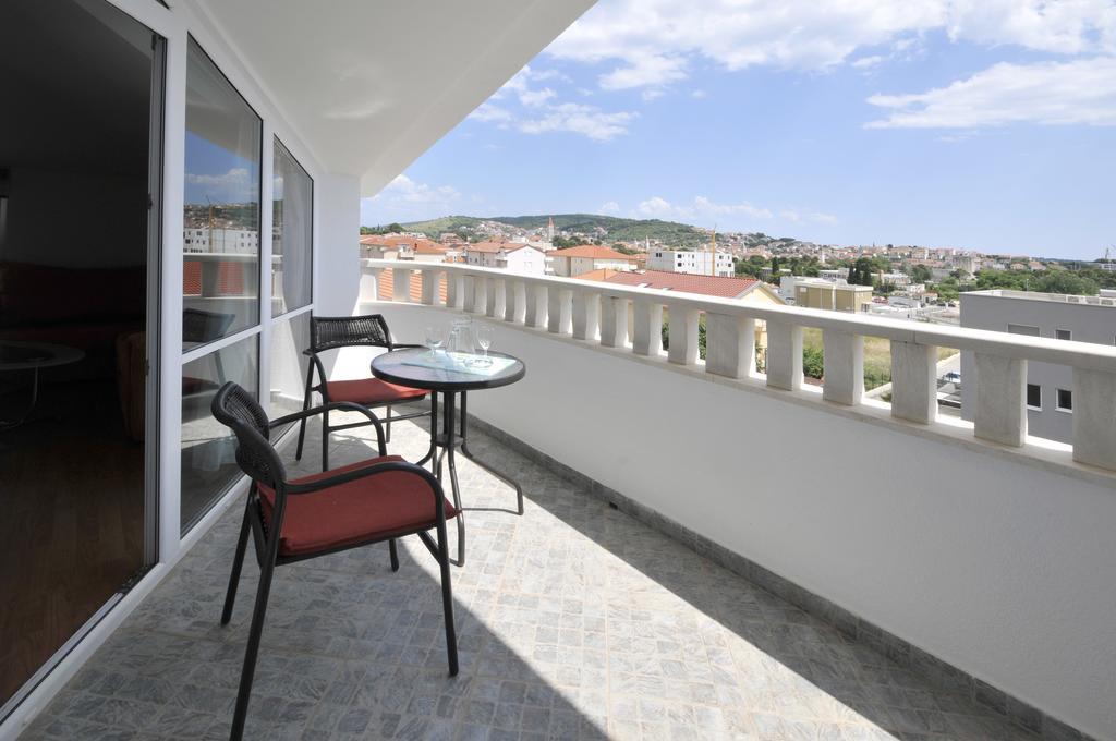 Apartments Villa Lida Trogir Exterior foto